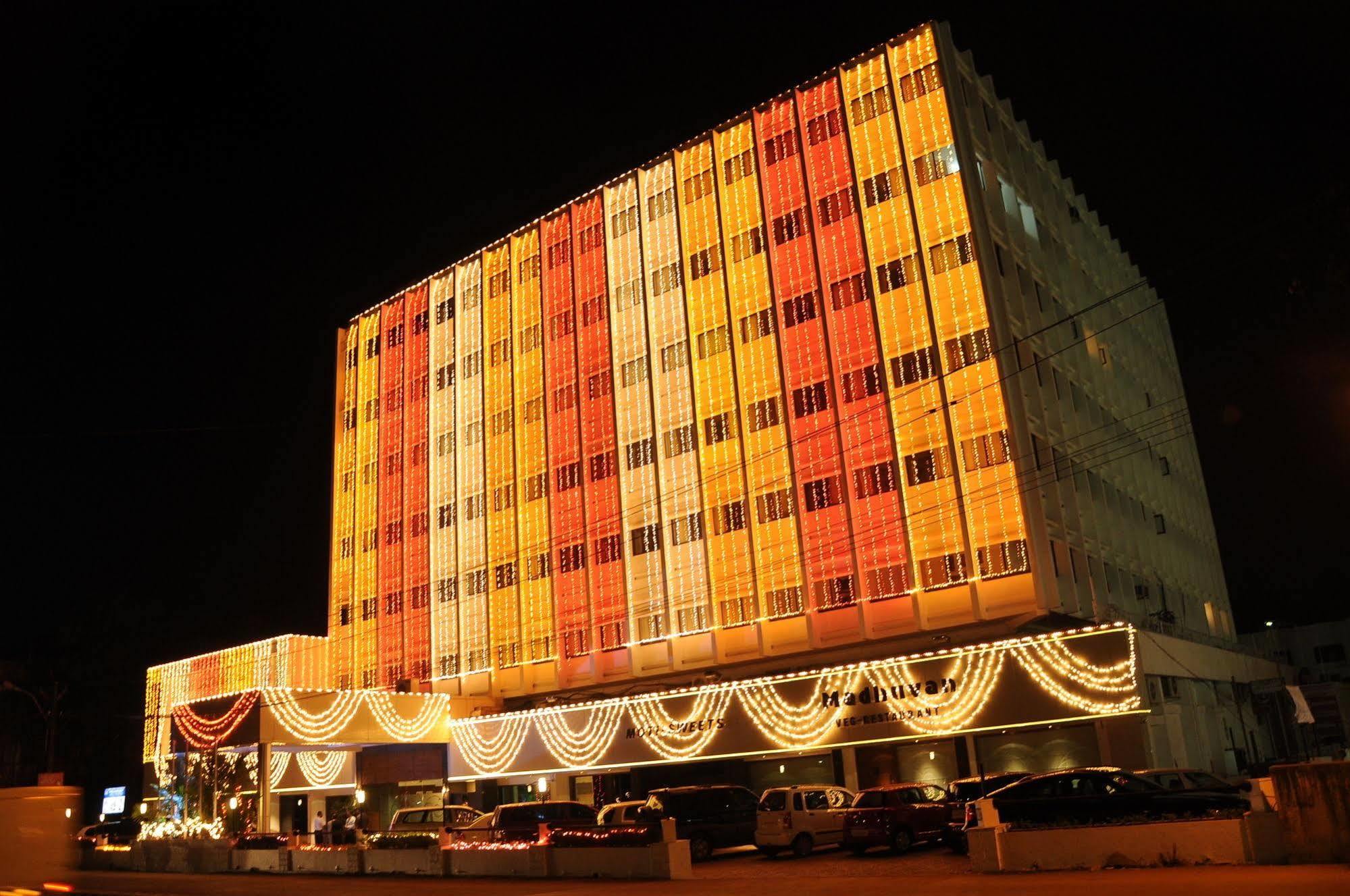 Moti Mahal Hotel Mangalore Bagian luar foto