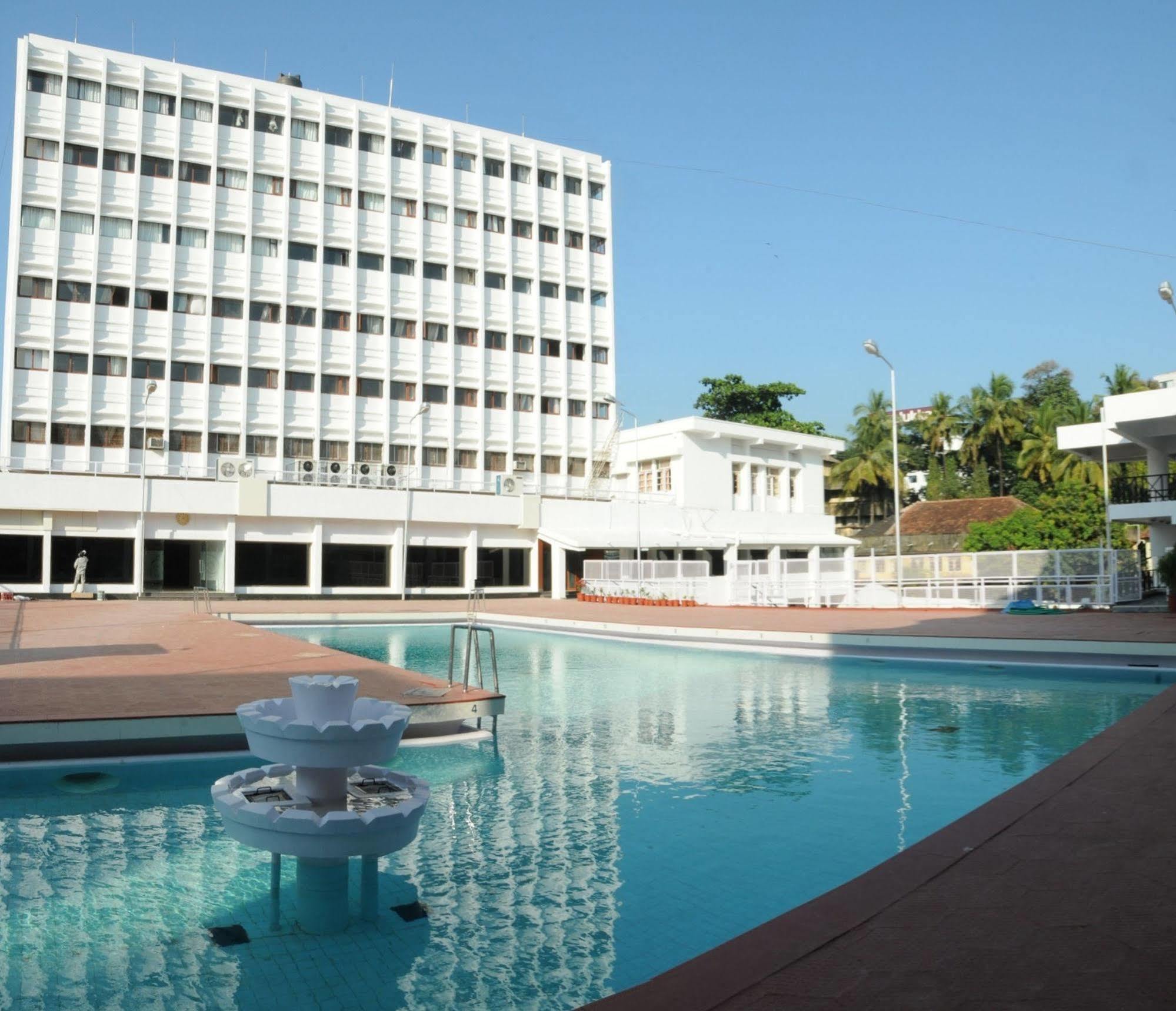 Moti Mahal Hotel Mangalore Bagian luar foto